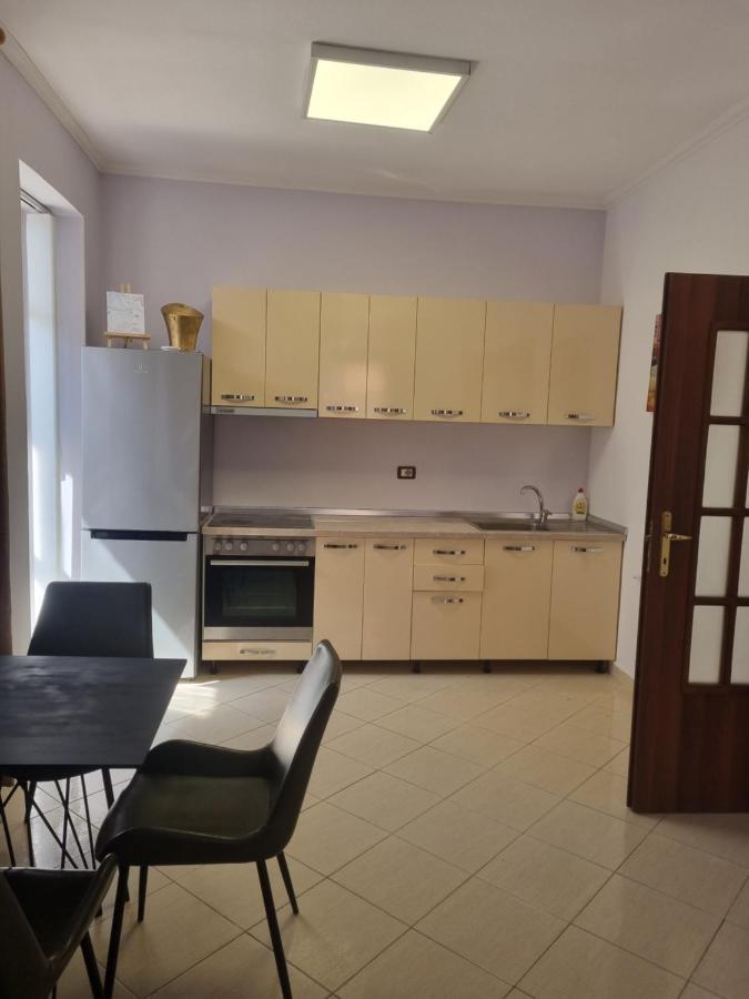 Glamorous Apartment In Tirana Zewnętrze zdjęcie